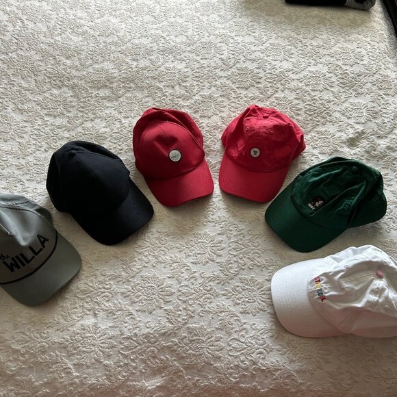 Baseball hats - Picture 1 of 2